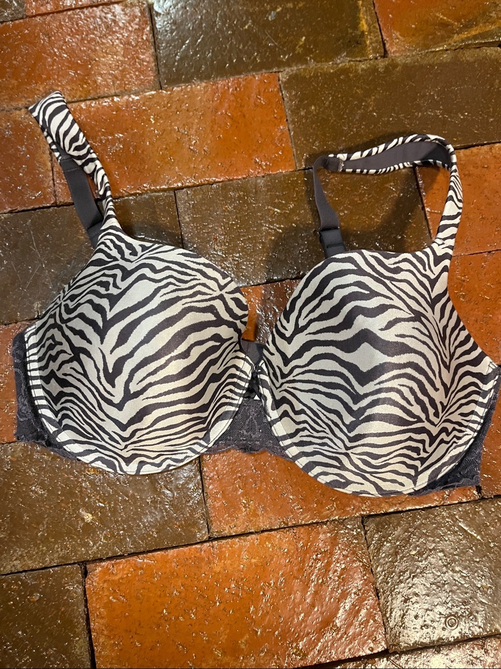 40DD Maidenform self expressions animal print underwire bra 3332
